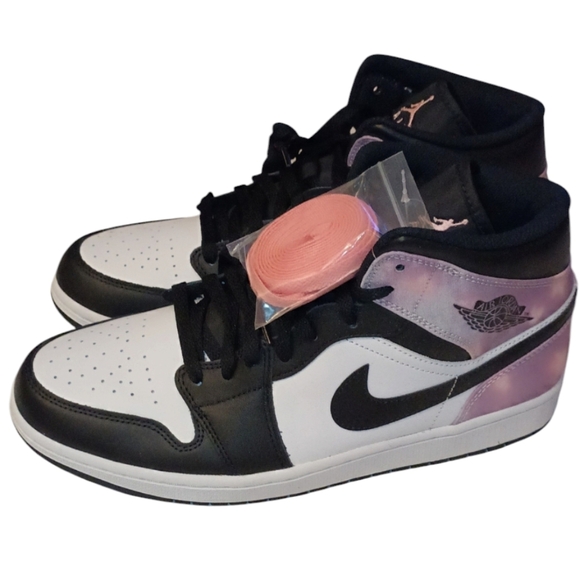 Air Jordan 1 Mid SE